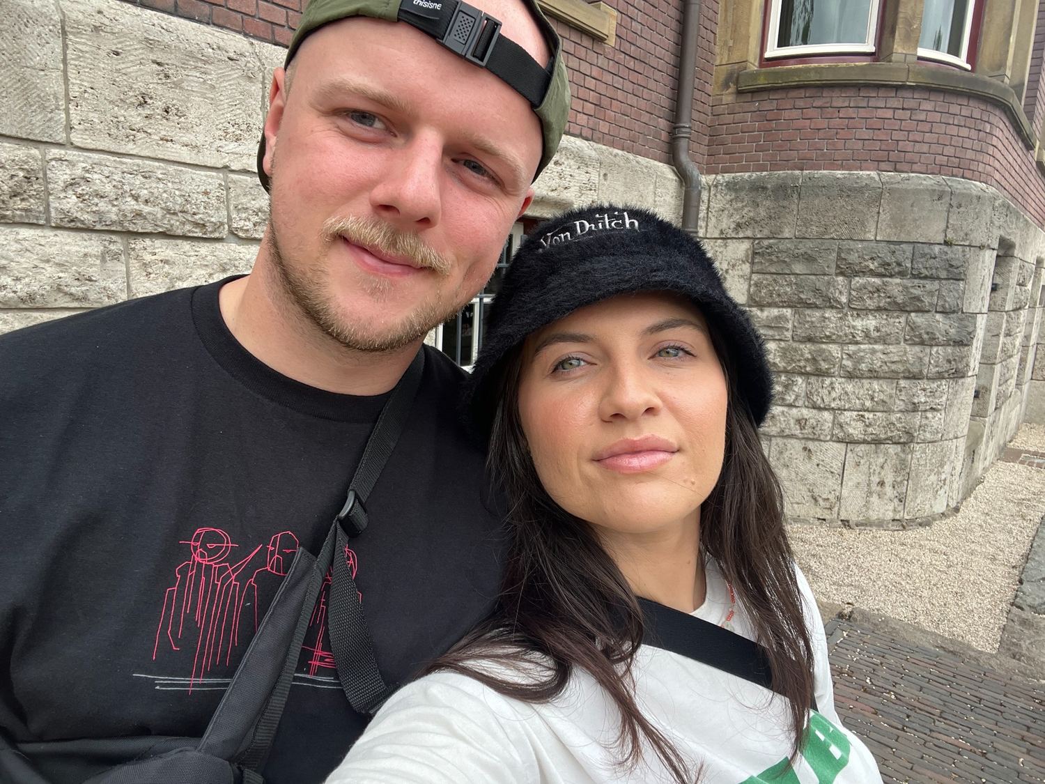 Bianca and Thomas travelling together